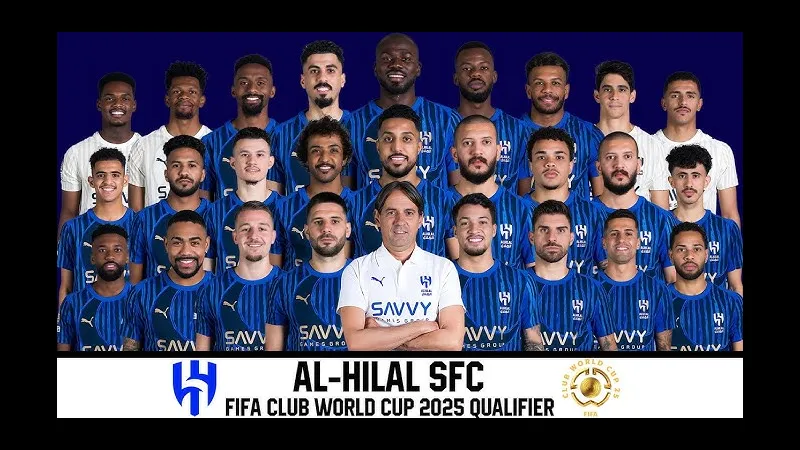 Cầu thủ Al Hilal và Damac cạnh tranh gay gắt trên sân Cầu thủ Al Hilal và Damac cạnh tranh gay gắt trên sân