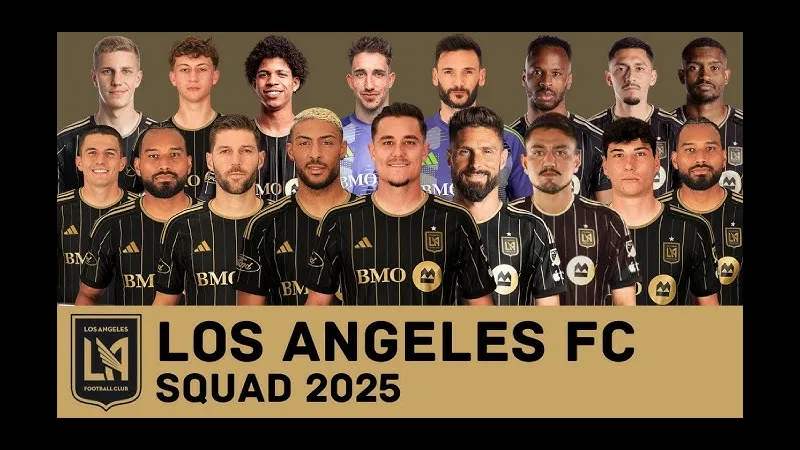 Cầu thủ Cruz Azul tấn công mạnh mẽ trước phòng ngự của Los Angeles FC Cầu thủ Cruz Azul tấn công mạnh mẽ trước phòng ngự của Los Angeles FC